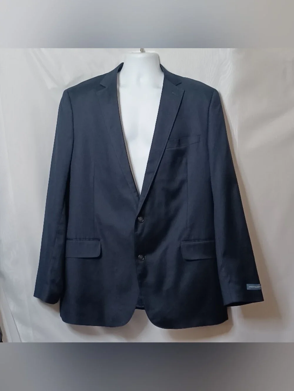 Stafford Men's Classic Fit Navy Blue Two-Button Front Blazer. 46 Long.